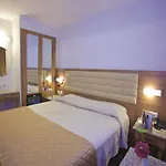 Hotel The