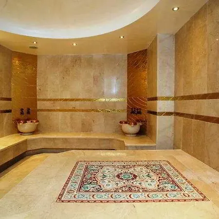The Szálloda 4*