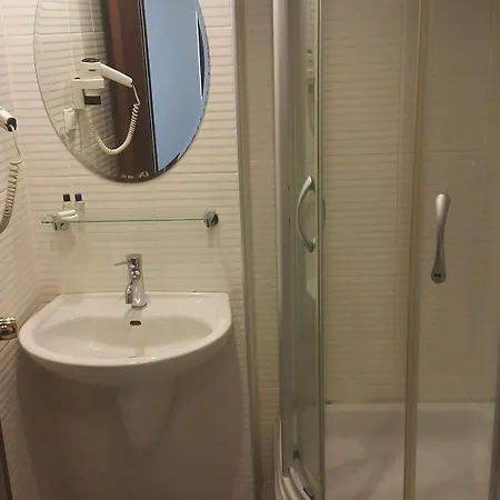 The Hotel 4*