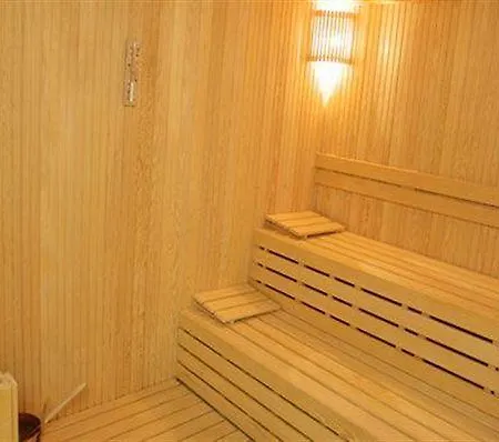 Hotel The