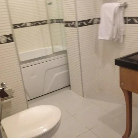 Hotel The