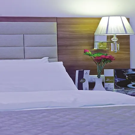Hotel The